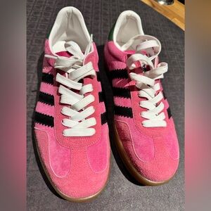 NEW Adidas Women's Pink and Black Sneakers. Bought on DH GATE. Gucci Gazelles